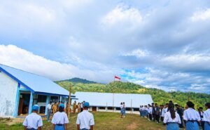 Buka Kegiatan MPLS. Kepala  SMKN 1 Rahong Utara Tekankan komitmen sekolah Melahirkan Generasi Unggul.Rahong Utara –